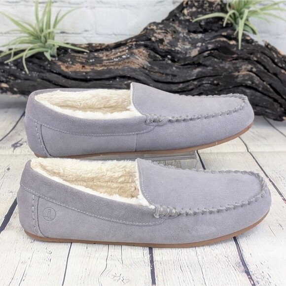 Lands End Women's Fuzzy Lined Suede Moccasin Slippers - Picture 3 of 10